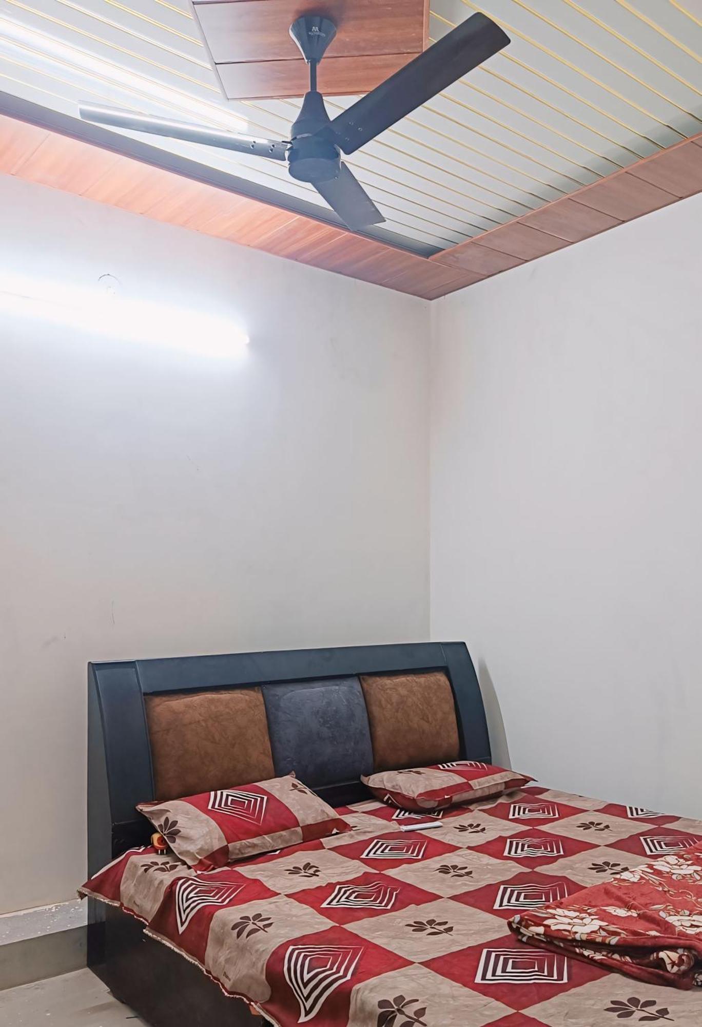 Keshav Narayan Home Stay Mathura Εξωτερικό φωτογραφία