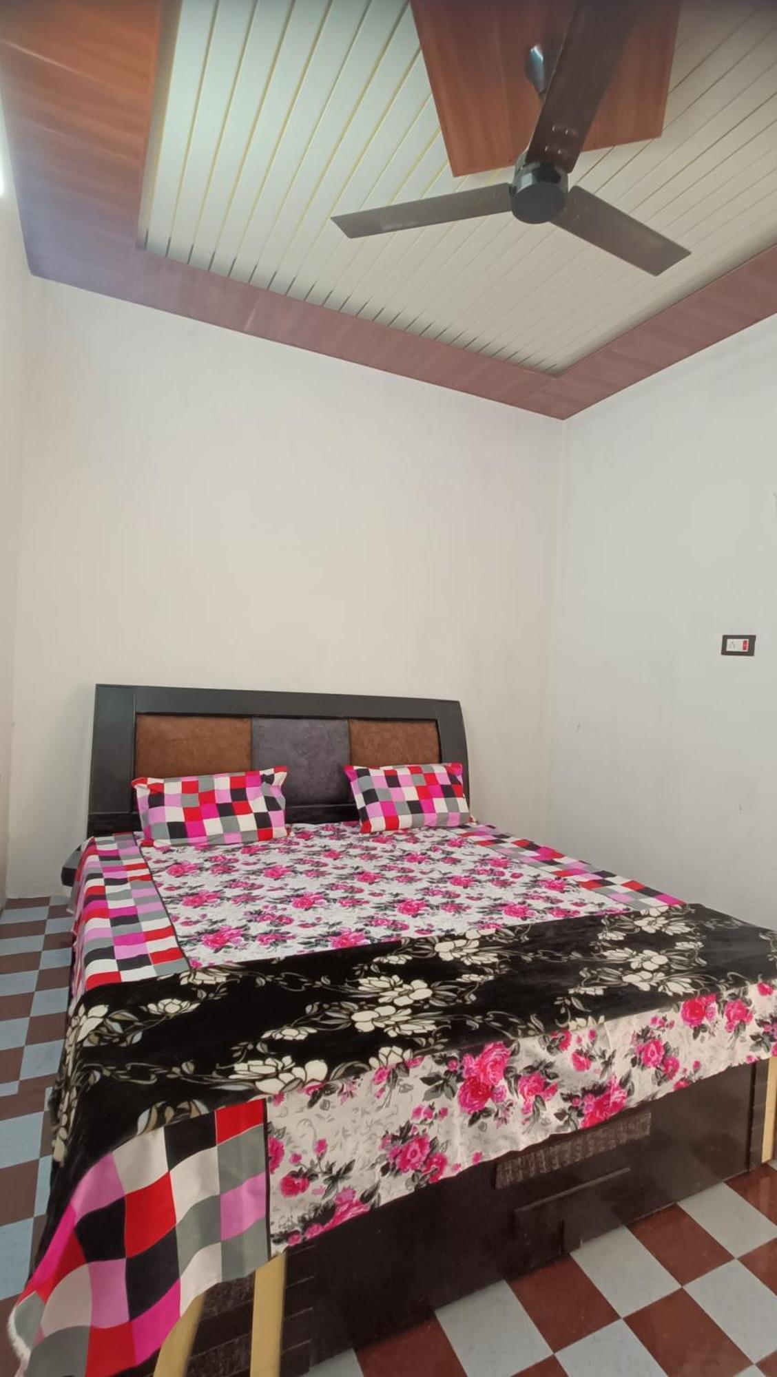 Keshav Narayan Home Stay Mathura Εξωτερικό φωτογραφία